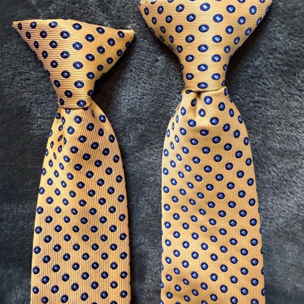Chaps Boys  Yellow and light blue TIE - Picture 2 of 8